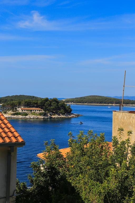 Guesthouse Aurora Hvar Town Bagian luar foto